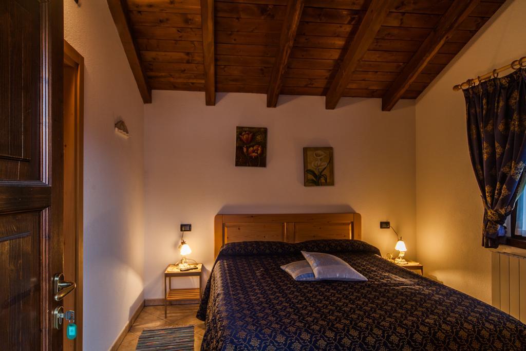 Вилла Agriturismo Al Castagneto Mazzo di Valtellina Экстерьер фото