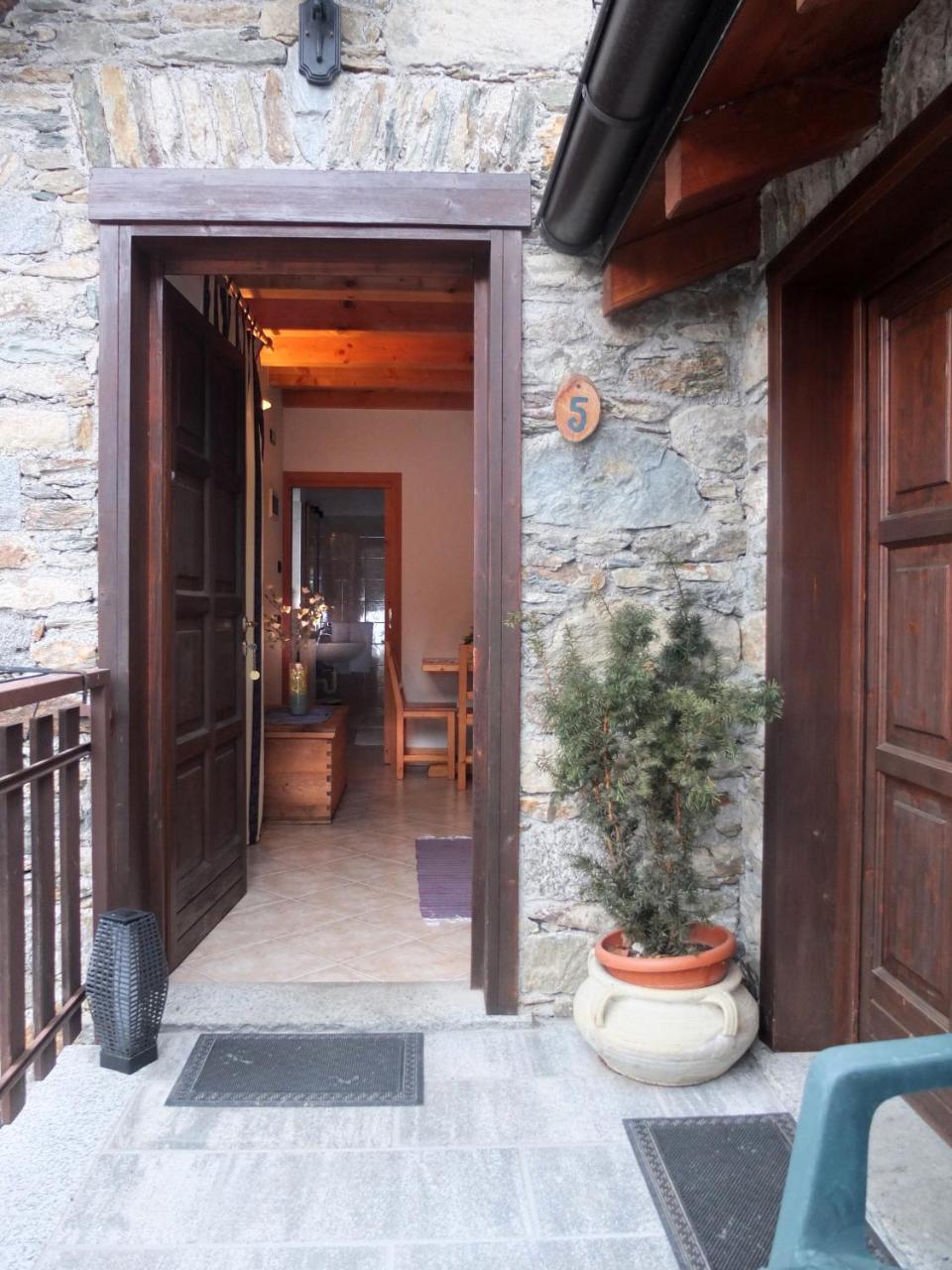 Вилла Agriturismo Al Castagneto Mazzo di Valtellina Экстерьер фото